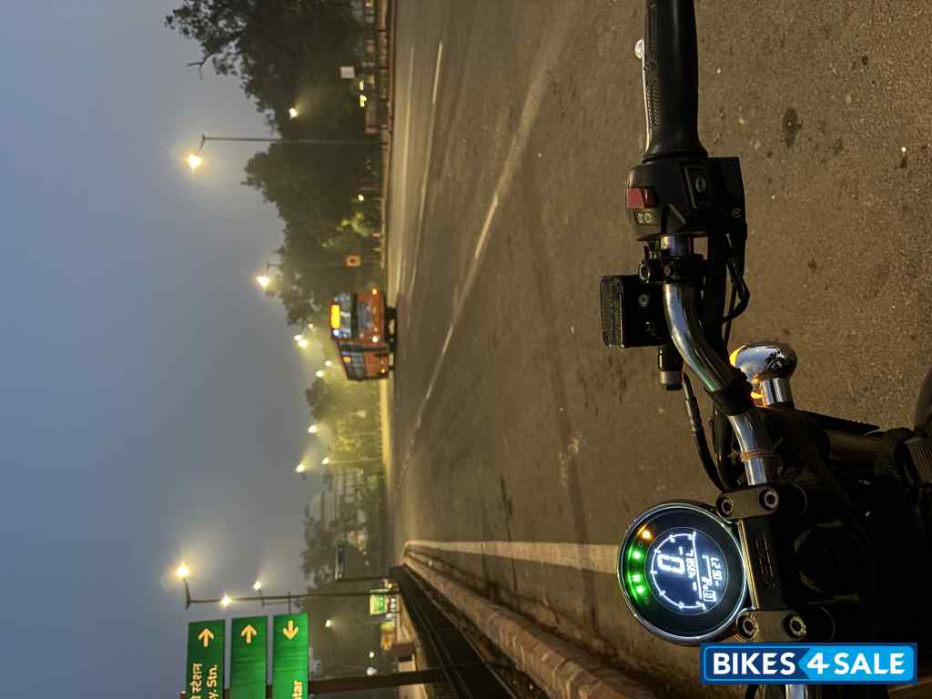 Yezdi Roadster Chrome