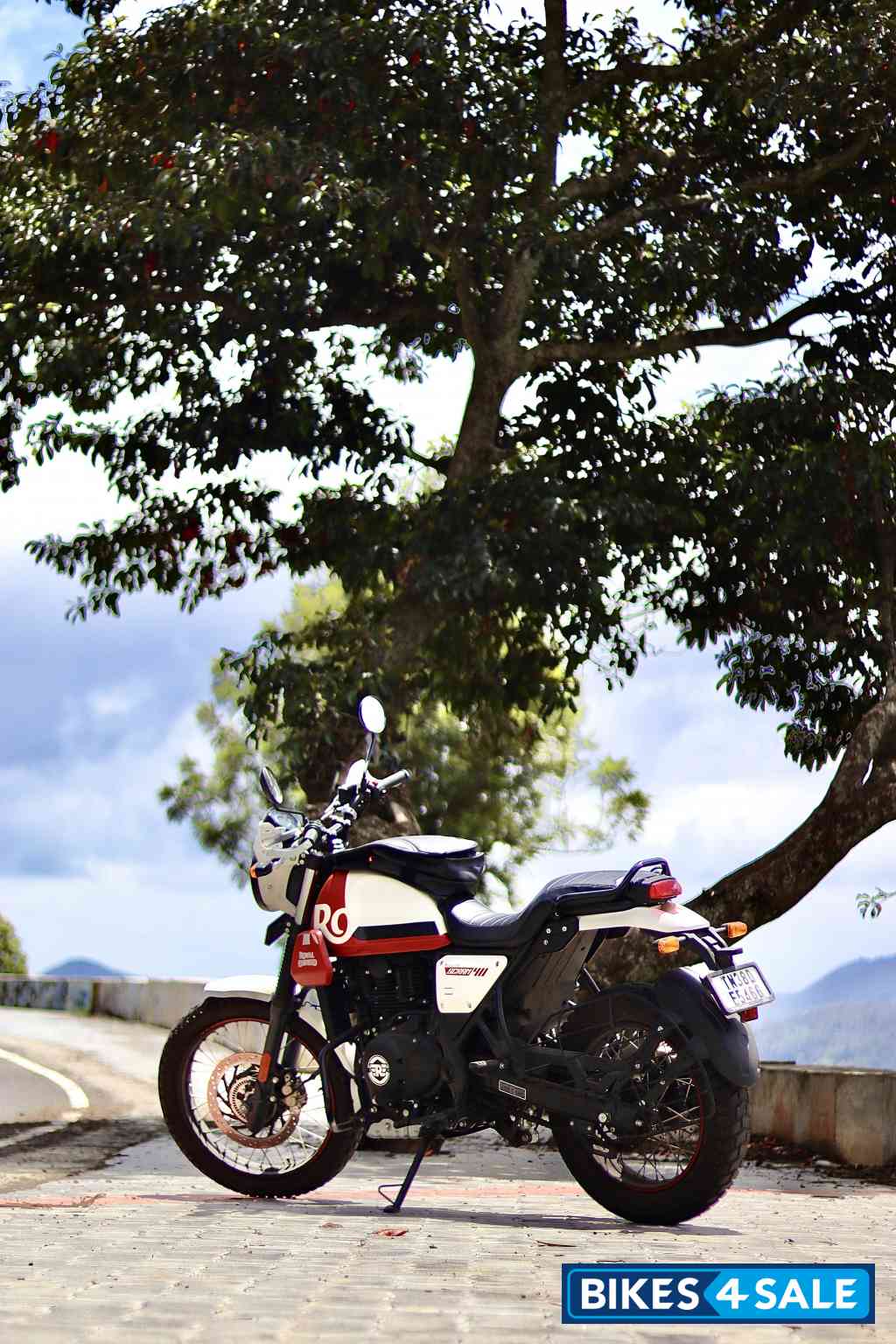 Royal Enfield Scram 411