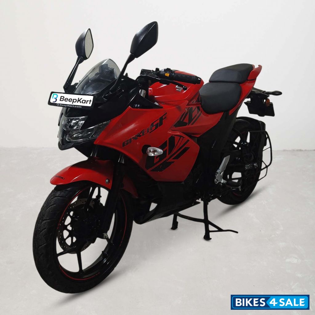 Suzuki Gixxer SF