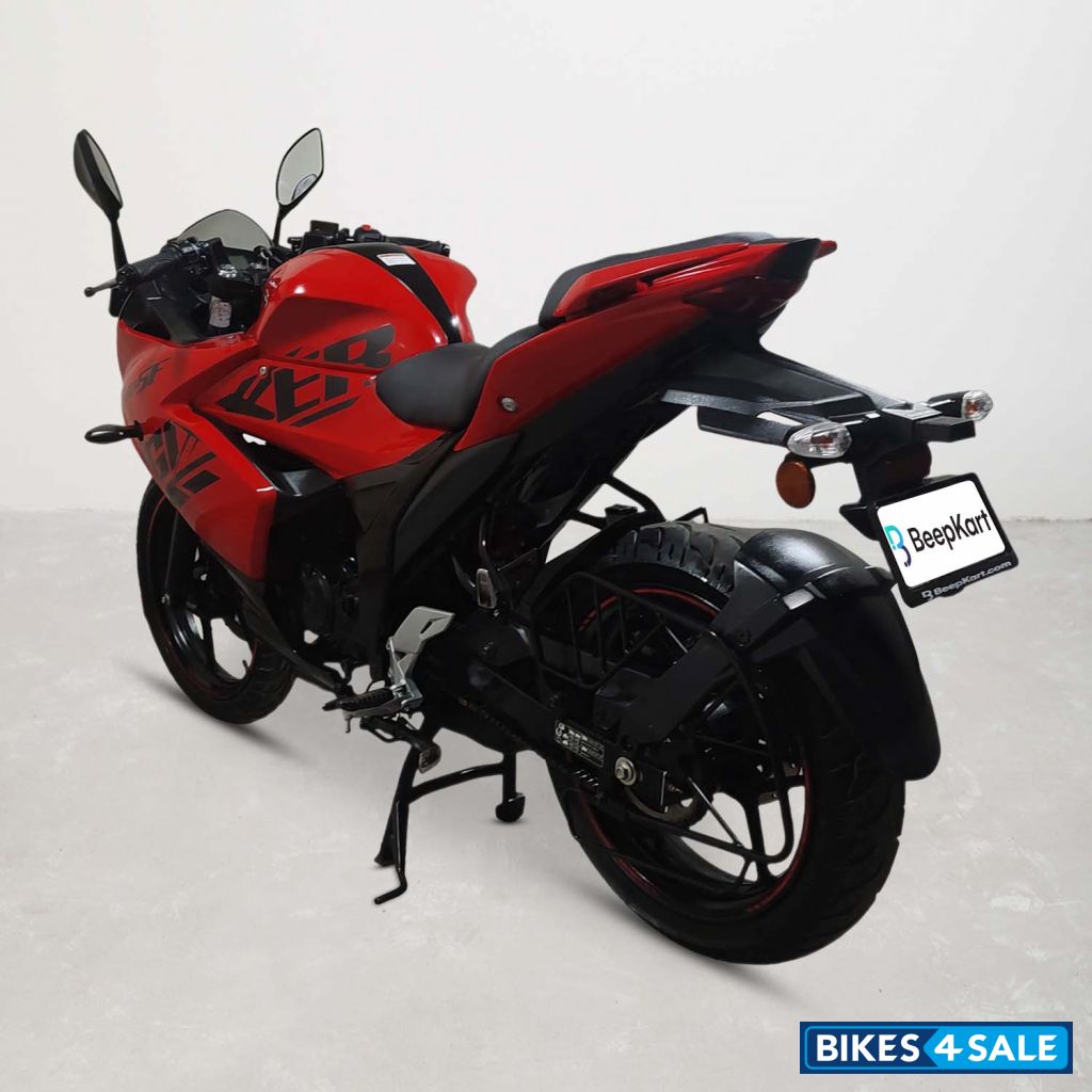 Suzuki Gixxer SF