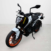 KTM Duke 200