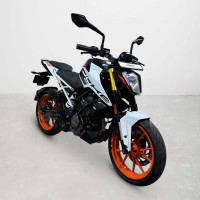 KTM Duke 200