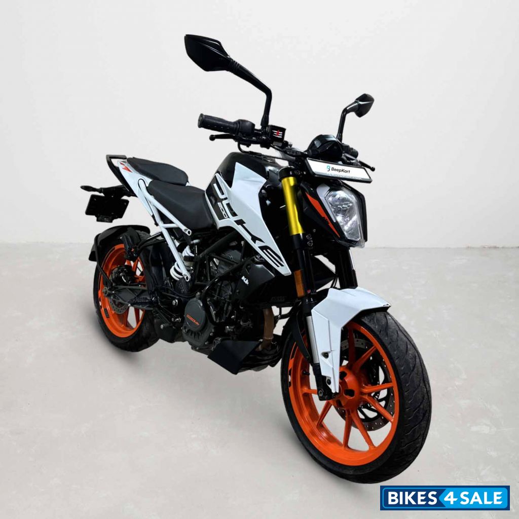 KTM Duke 200