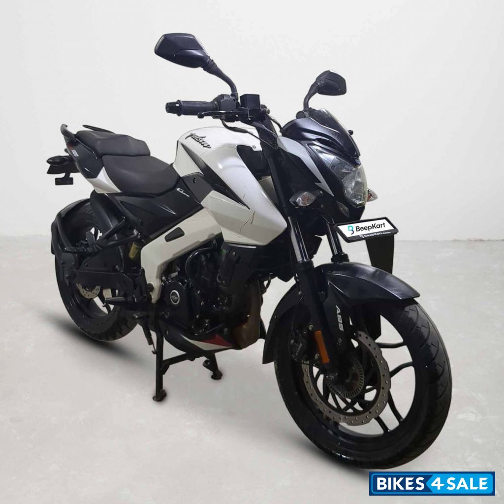 Bajaj Pulsar NS200