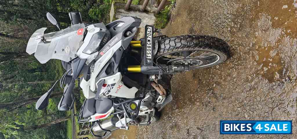 Benelli TRK 502X