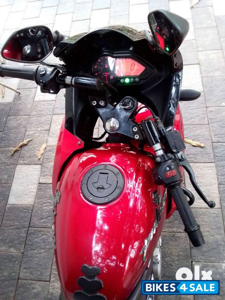 Wine Red/black Dual Bajaj Pulsar 220F