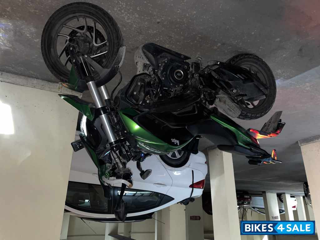 Bajaj Dominar 400 ABS BS6