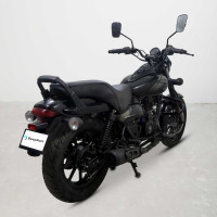 Bajaj Avenger Street 160