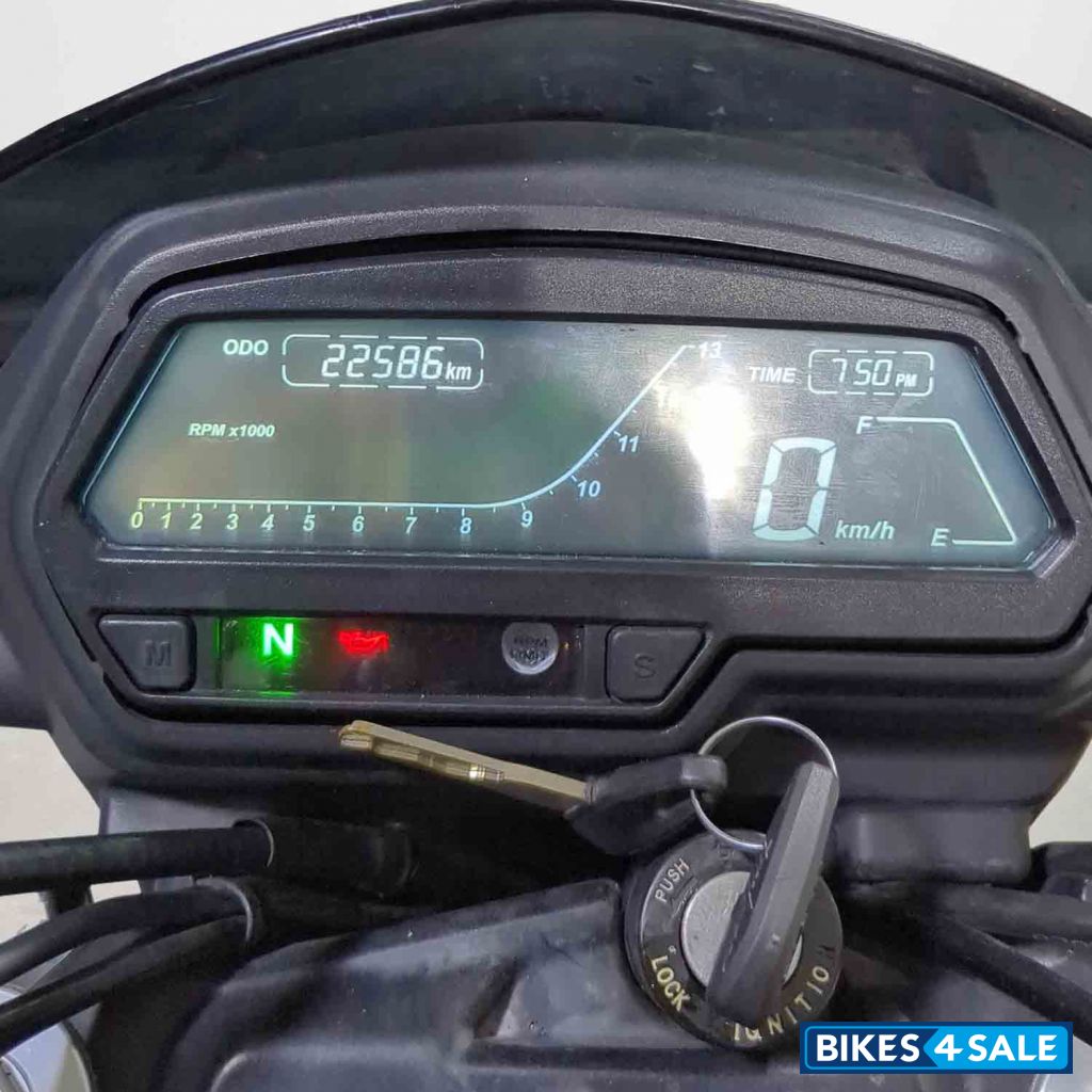 Bajaj Dominar 250