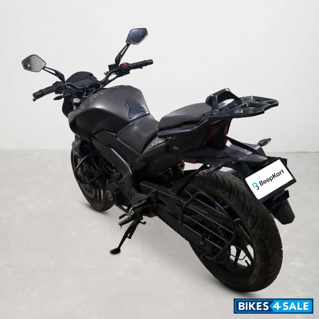 Bajaj Dominar 250