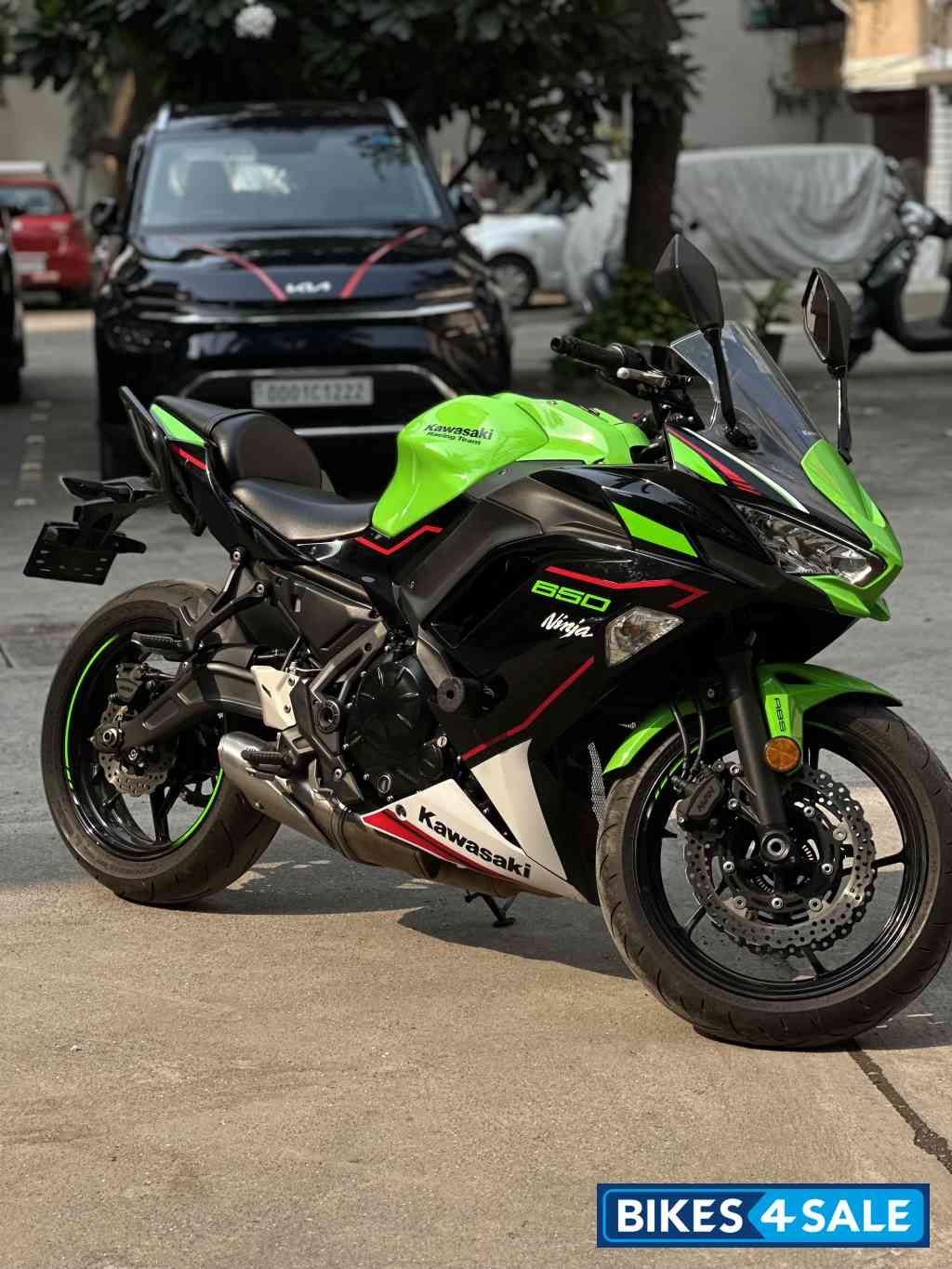 Green Kawasaki Ninja 650 BS6 2021