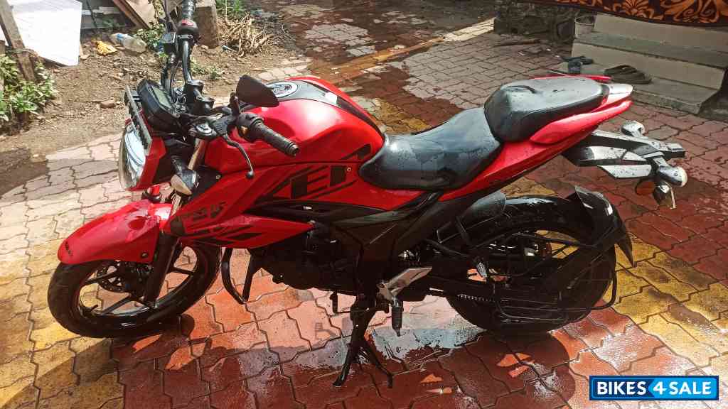 Red And Black Suzuki Gixxer 150