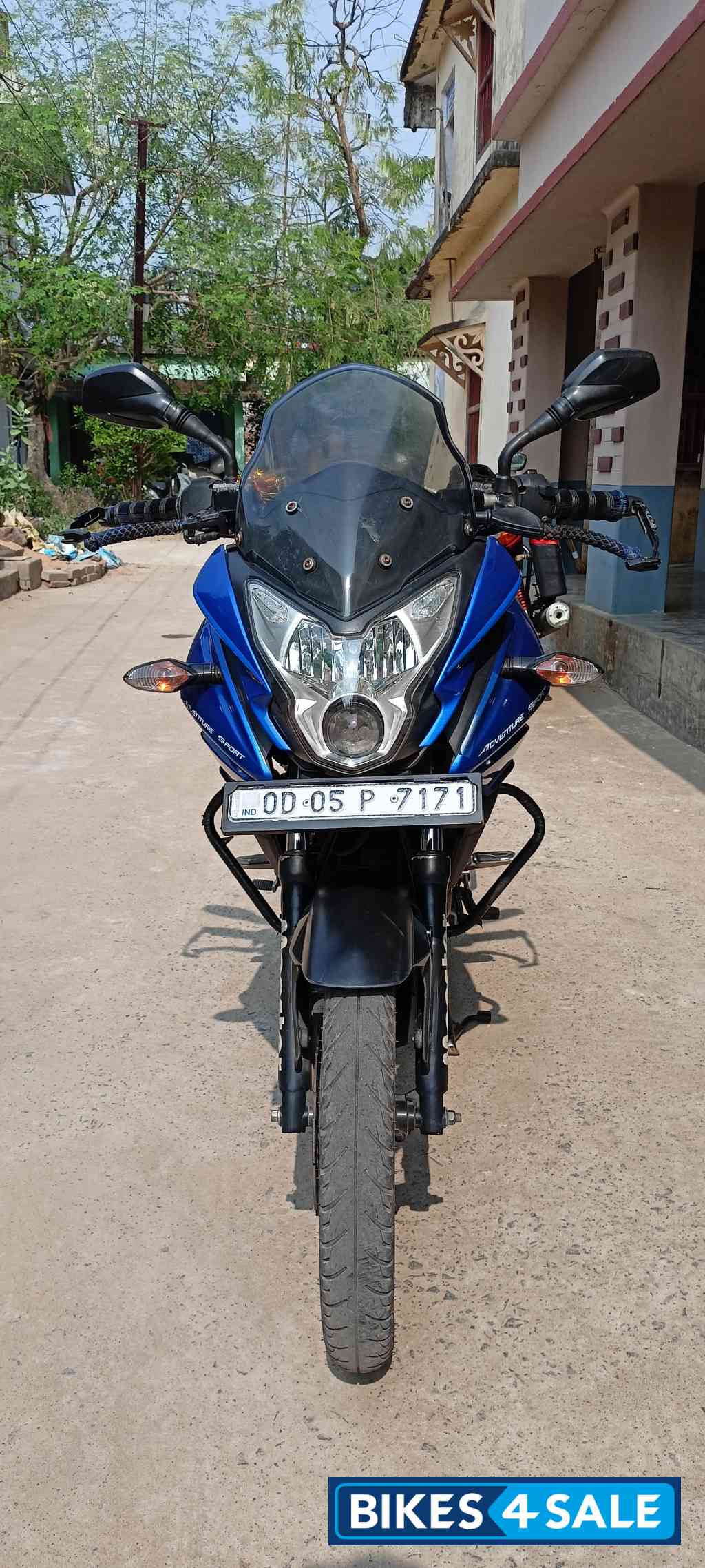 Saffire Blue Bajaj Pulsar AS 150