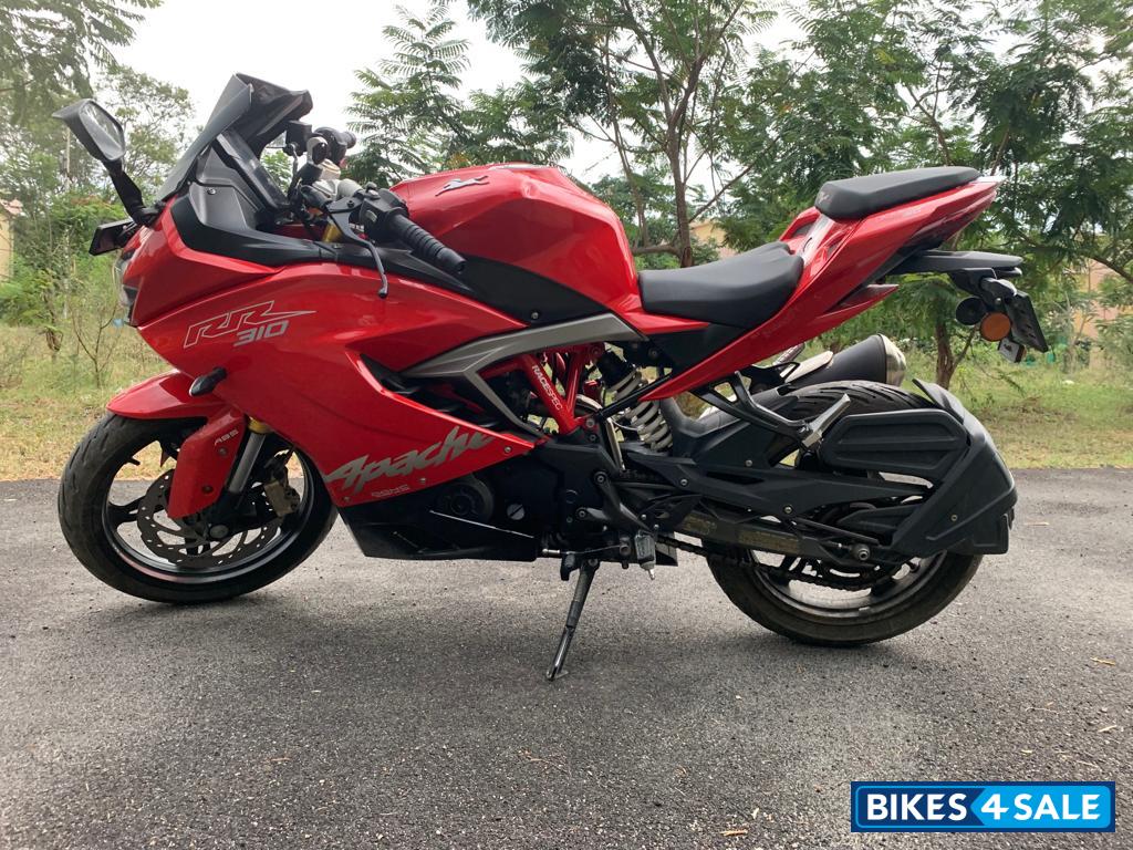 Red TVS Apache RR 310
