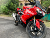 Red TVS Apache RR 310
