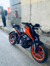 KTM Duke 200