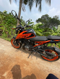 KTM Duke 200