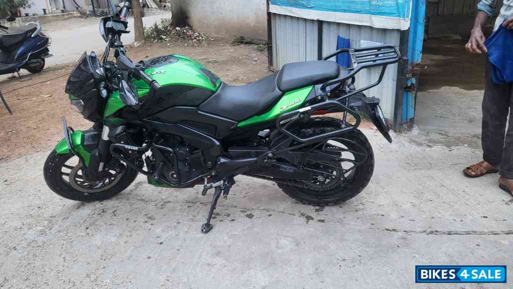 Aurora Green Bajaj Dominar 400 ABS BS6 Aurora Green Bajaj Dominar 400 ABS BS6