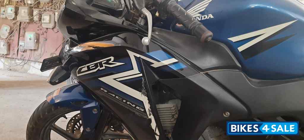 Blue Honda CBR 150R