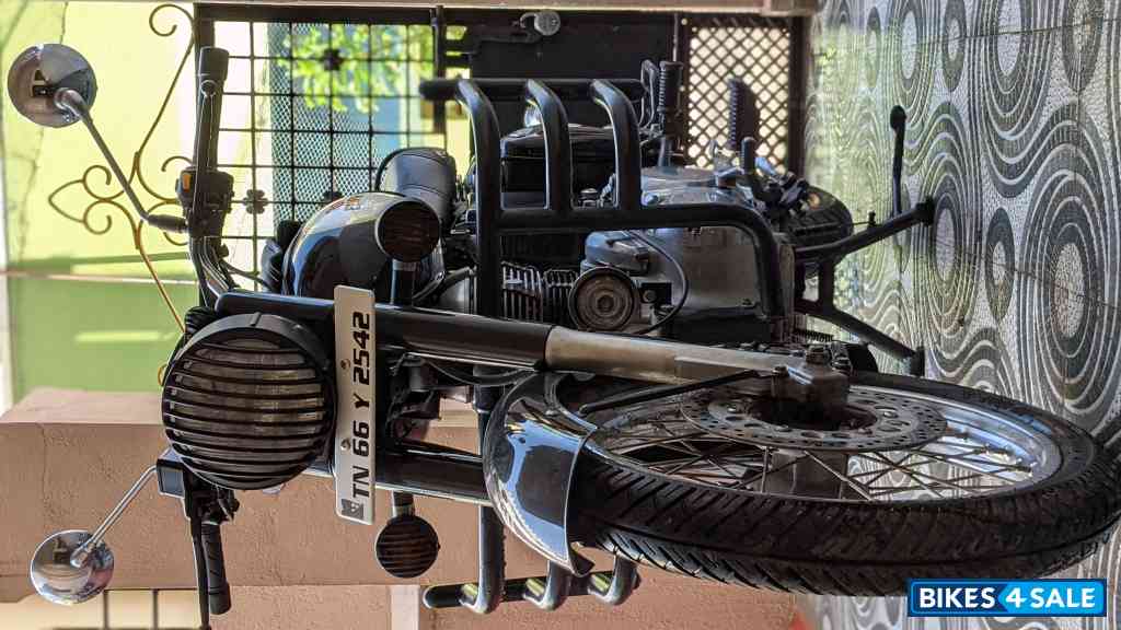 Black Royal Enfield Classic 350