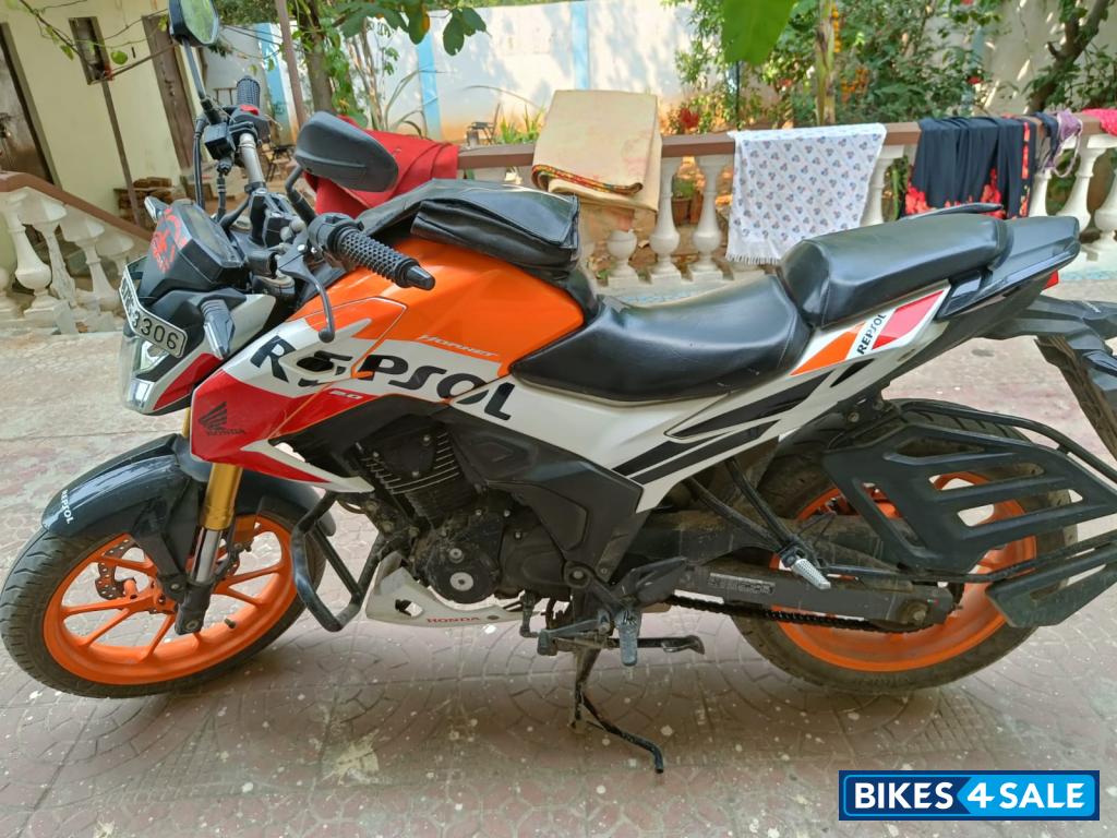 Honda Hornet 2.0 Repsol Edition