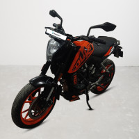 KTM Duke 125