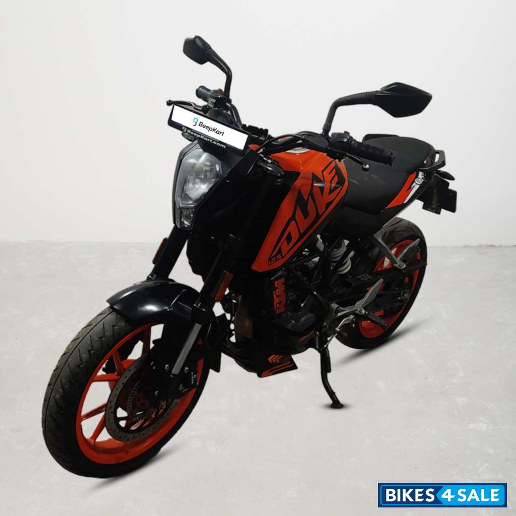 KTM Duke 125