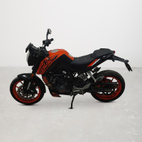 KTM Duke 125