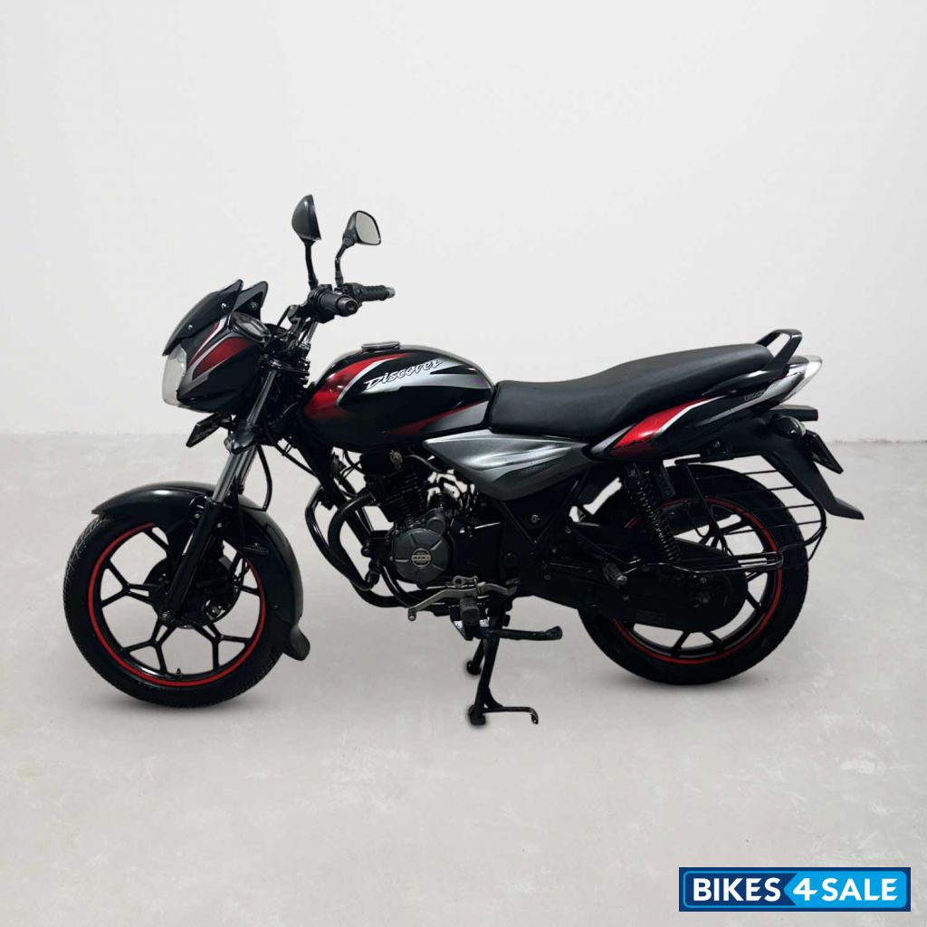 Bajaj Discover 125