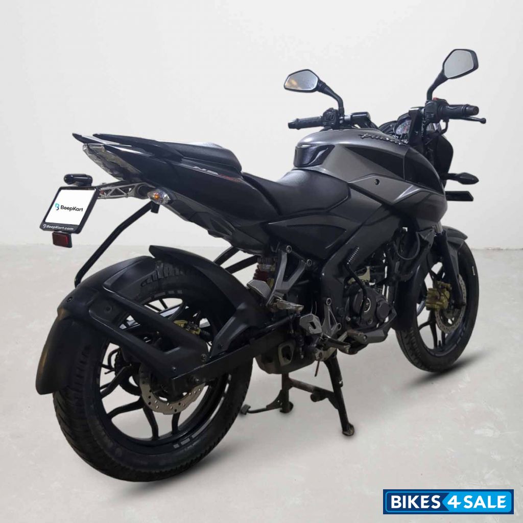 Bajaj Pulsar NS 160