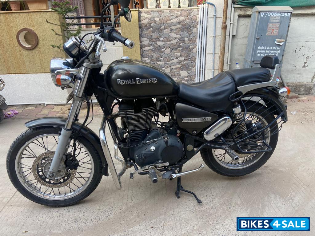 Lightning Royal Enfield Thunderbird 350