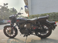 Stealth Black Royal Enfield Classic Stealth Black