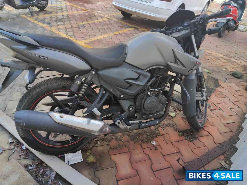 TVS Apache RTR 160