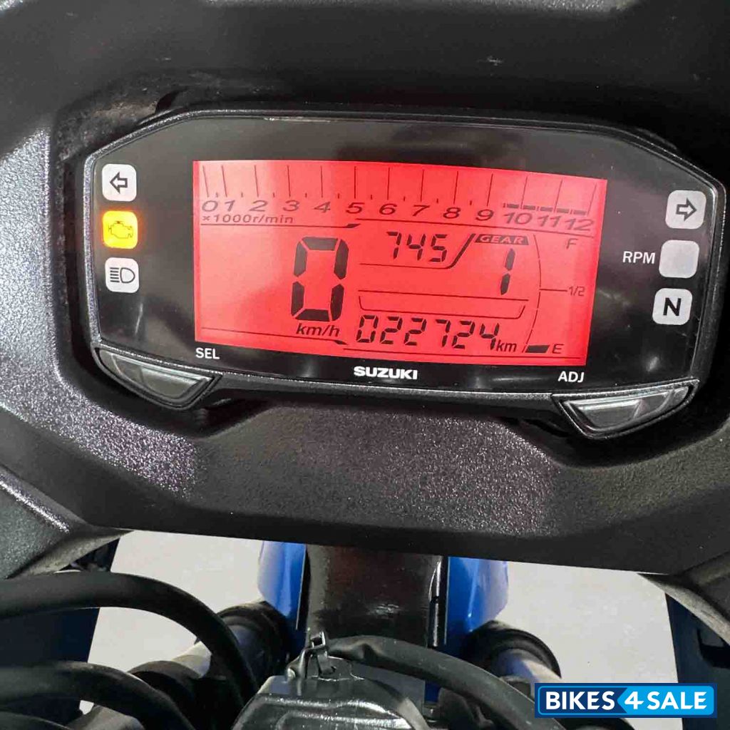 Suzuki Gixxer SF