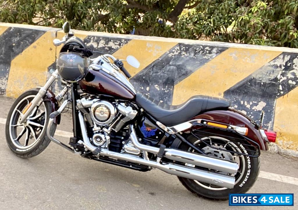 Maroon Harley Davidson Low Rider