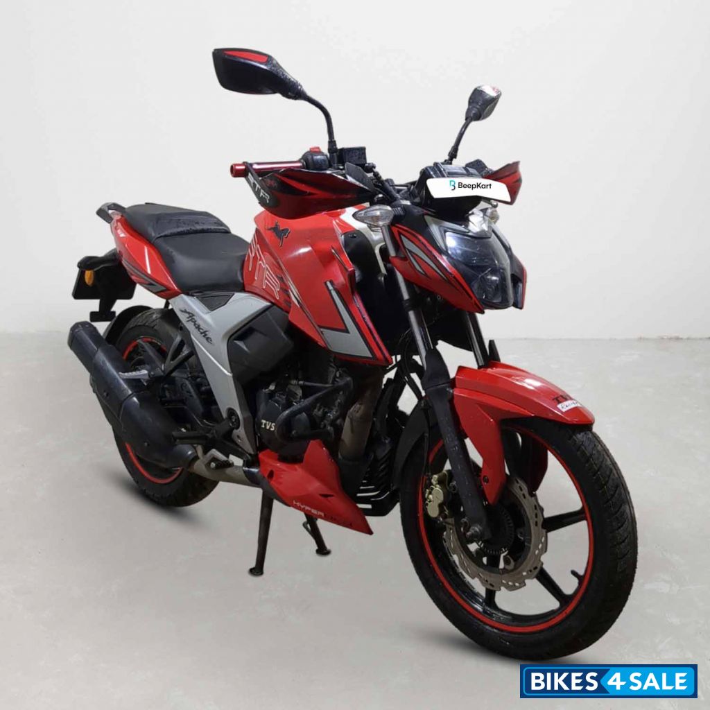 TVS Apache RTR 160 4V