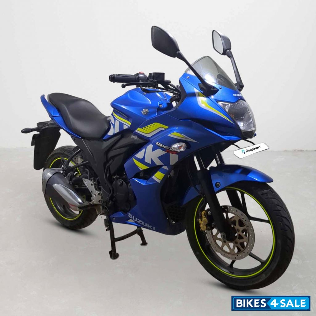 Suzuki Gixxer SF