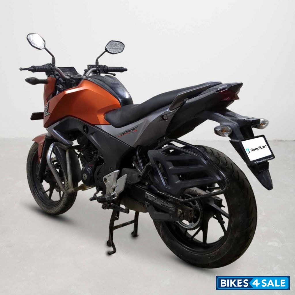 Honda CB Hornet 160R Honda CB Hornet 160R