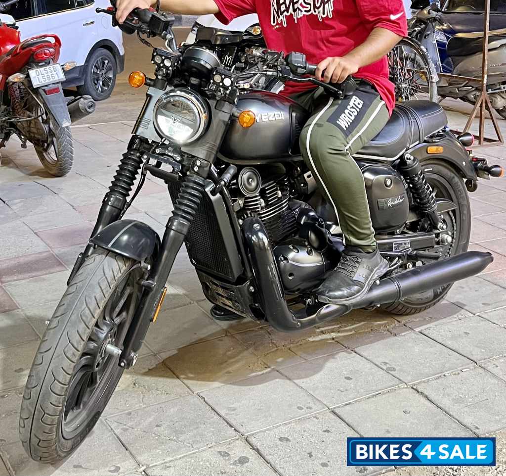 Dark Yezdi Roadster Dark