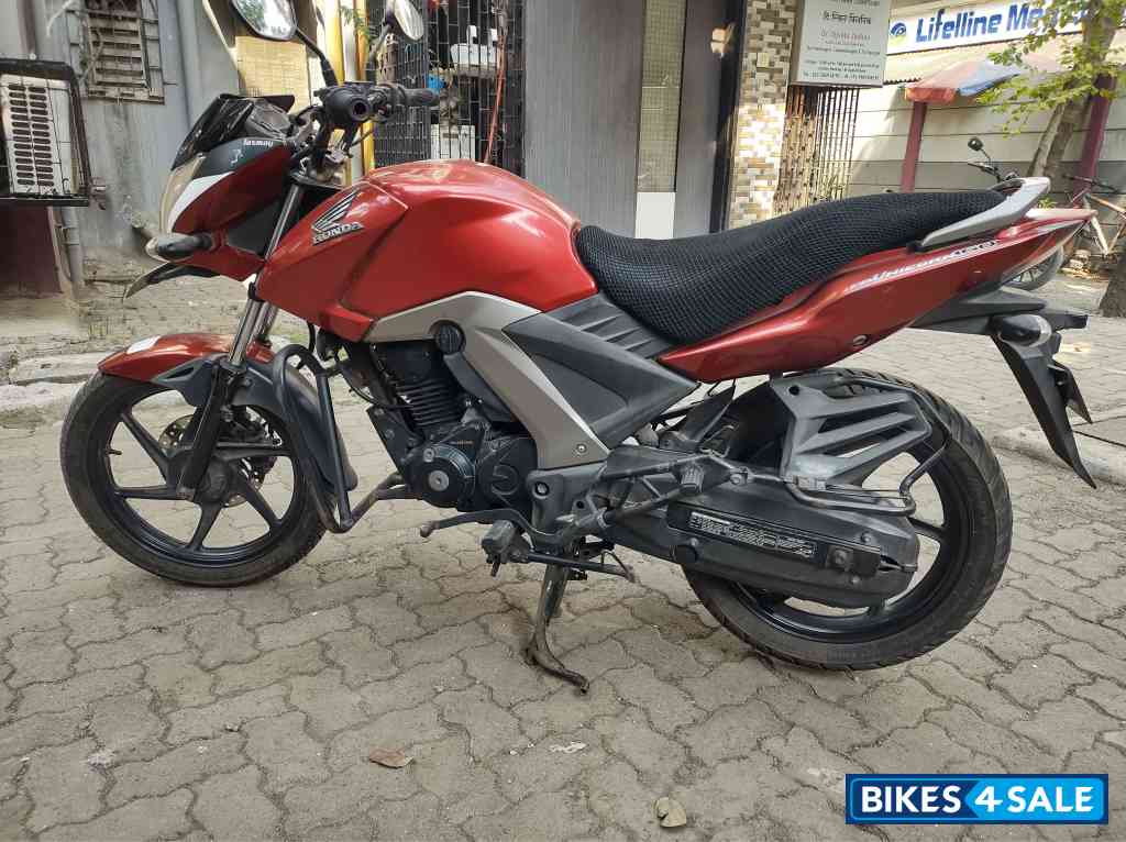 Red Honda CB Unicorn Red Honda CB Unicorn