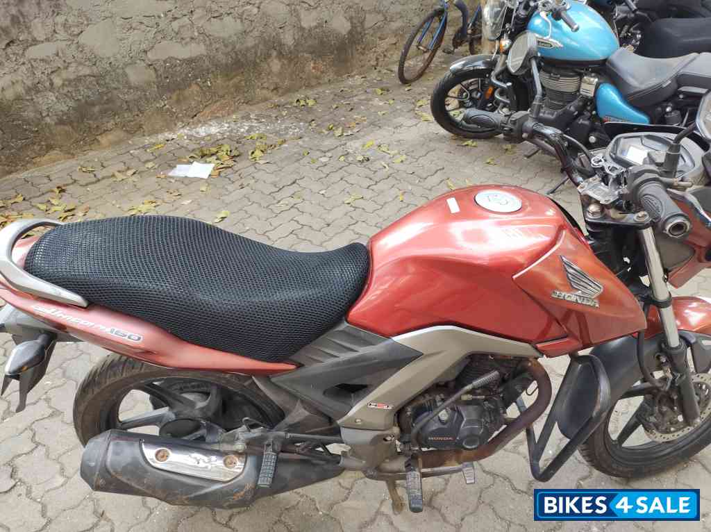 Red Honda CB Unicorn Red Honda CB Unicorn