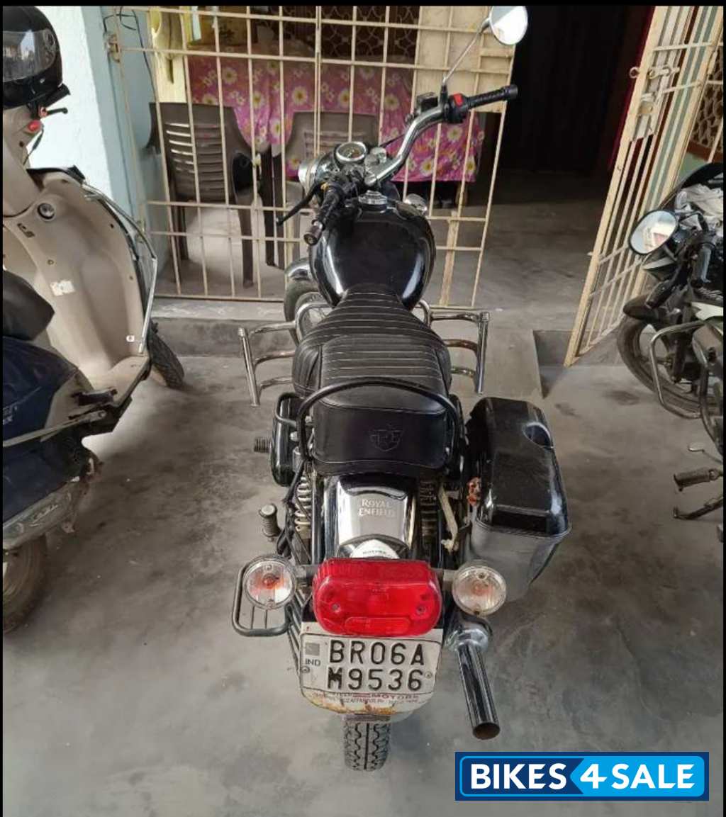 Black Royal Enfield Bullet Electra