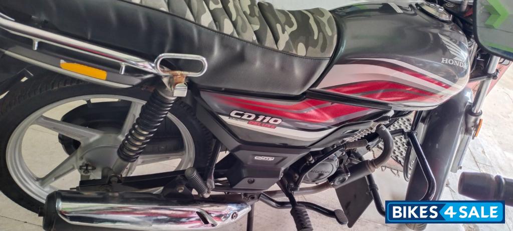 Honda CD 110 Dream Deluxe BS6