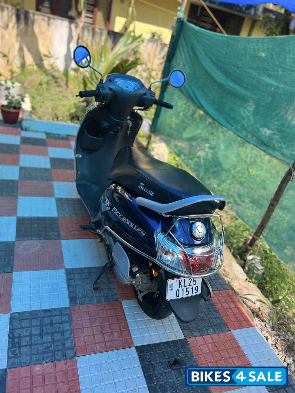 Greenish Blue Suzuki Access 125 Special Edition BS6