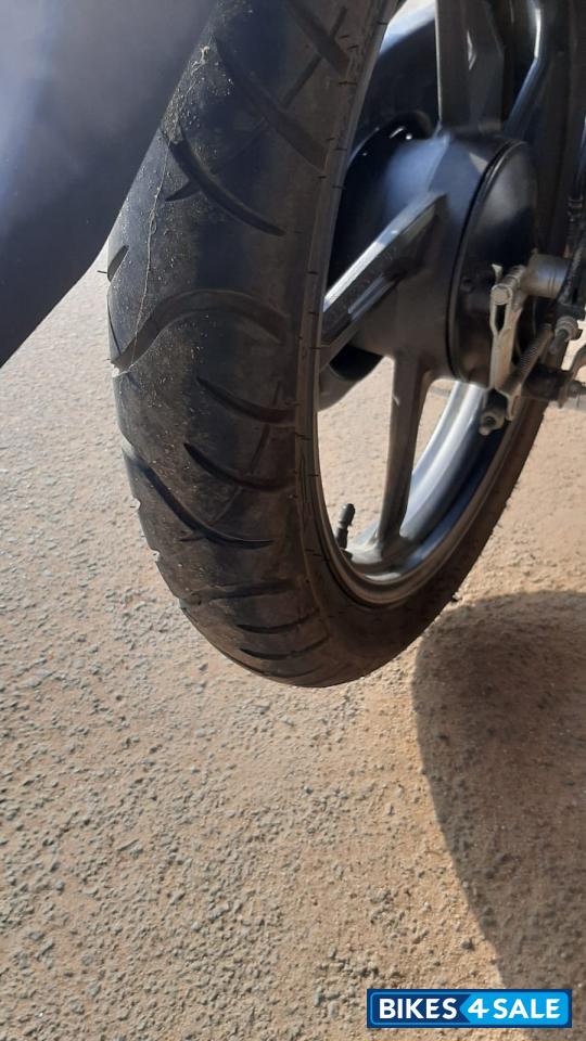 Black Hero Glamour Xtec