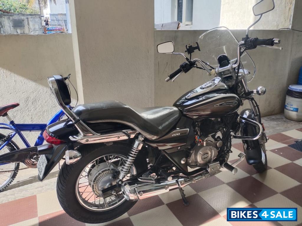 Bajaj Avenger Cruise 220