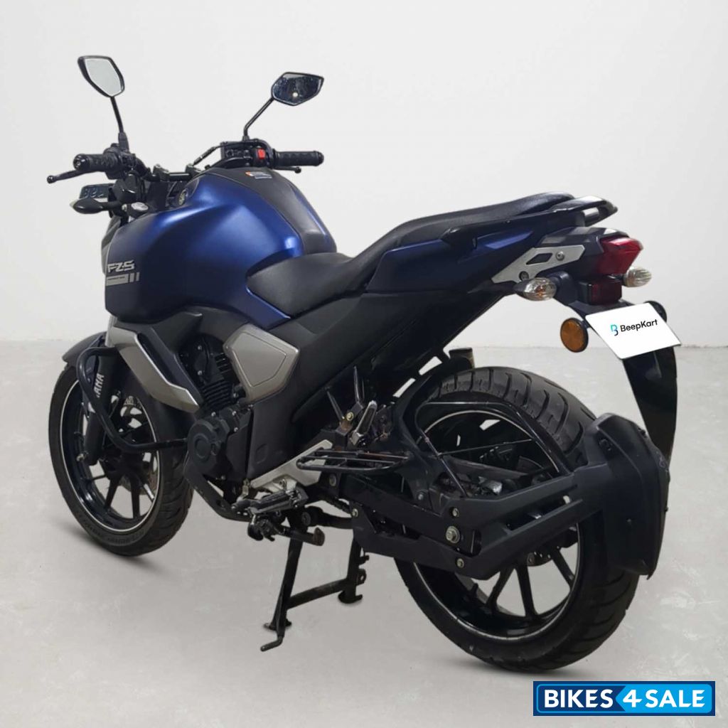 Yamaha FZ-S