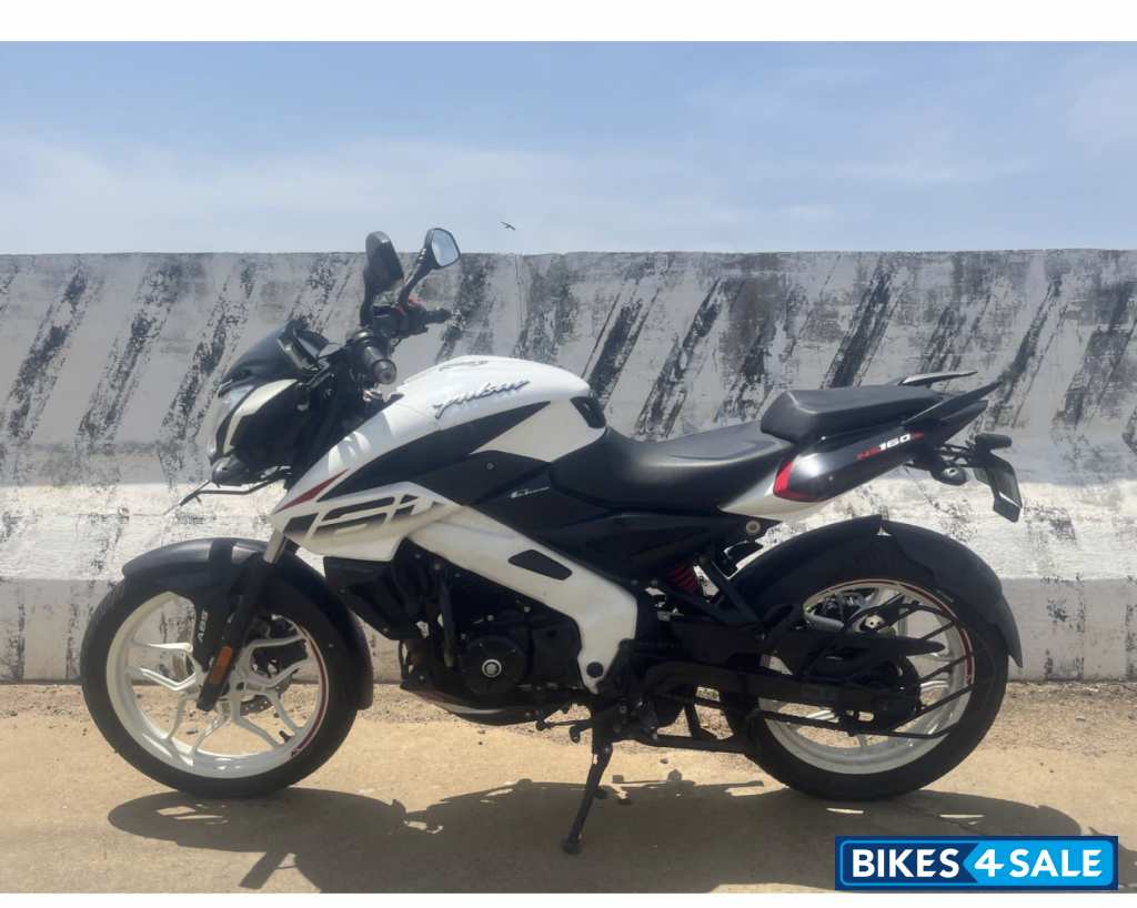 Bajaj Pulsar N160 Single Channel ABS
