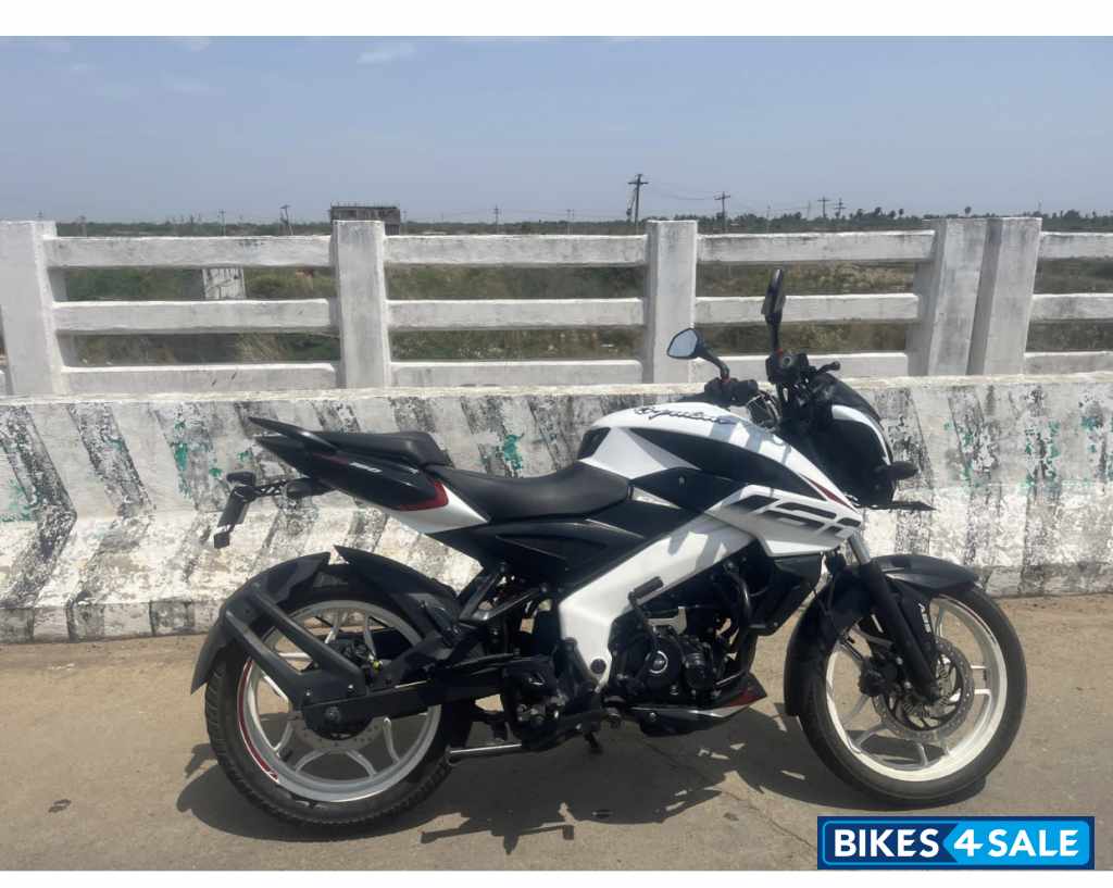 Bajaj Pulsar N160 Single Channel ABS