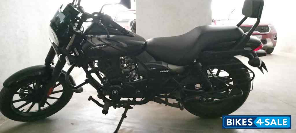 Black And Grey Bajaj Avenger Street 160